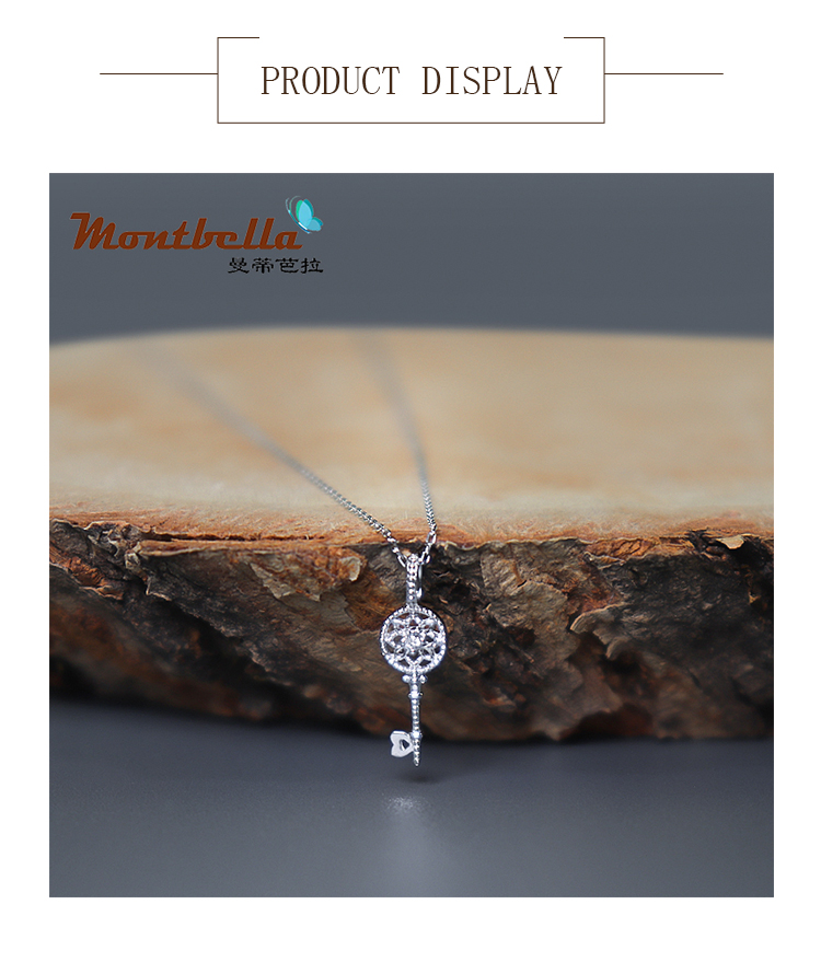 white gold diamond pendant