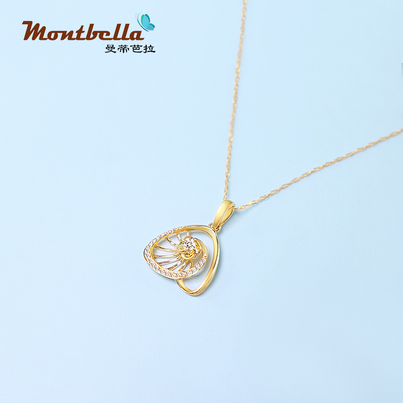 simple gold and diamond necklace